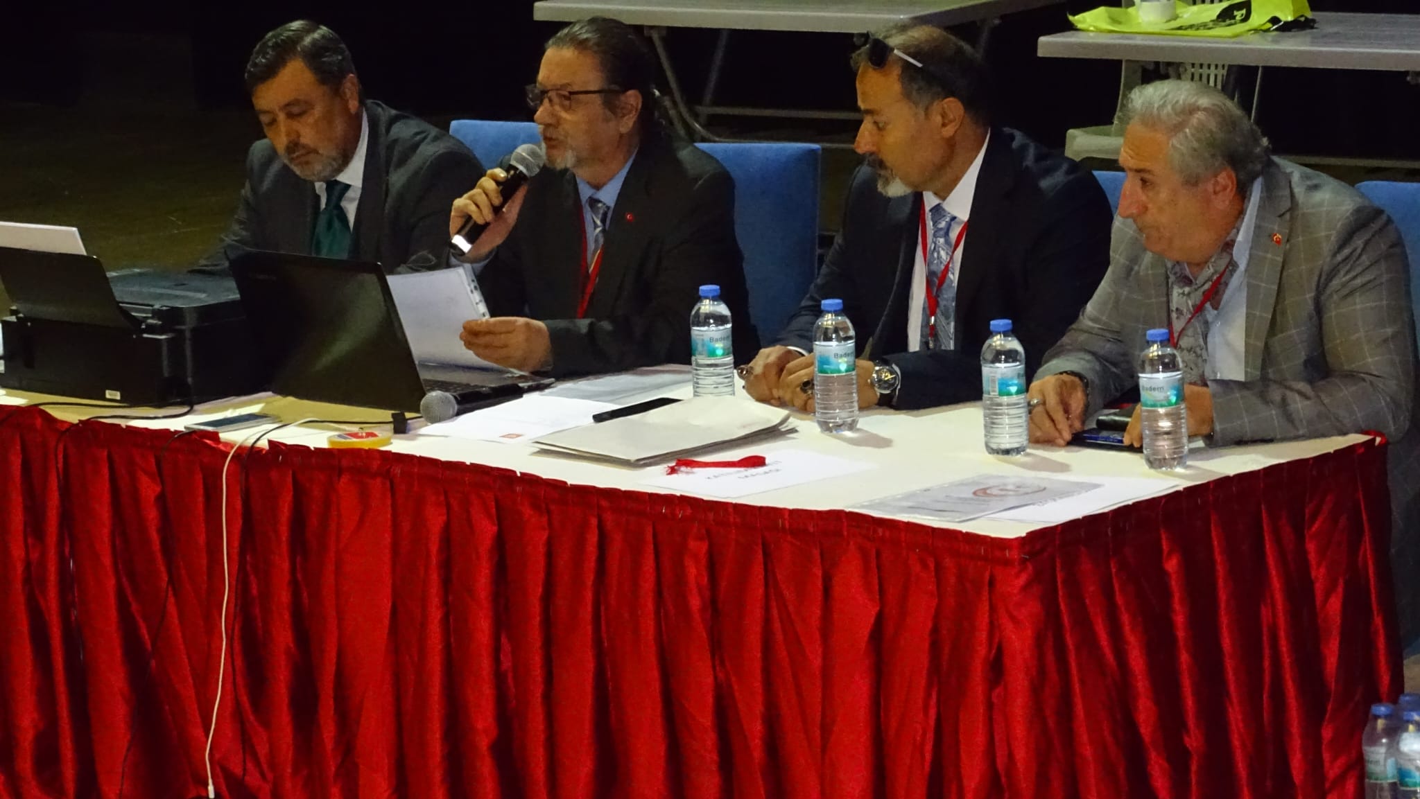 e44ef840-0e32-4519-af66-36543029cbb9